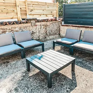 Appartement Bel T3 Avec Terrasse, Carmaux